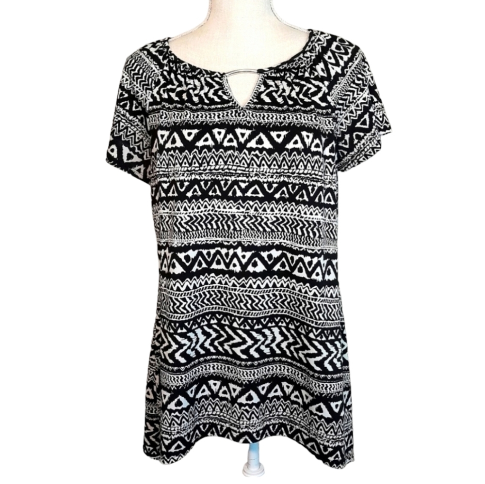 Cato Black & White Tribal Print Blouse Top | Medium | Made in USA